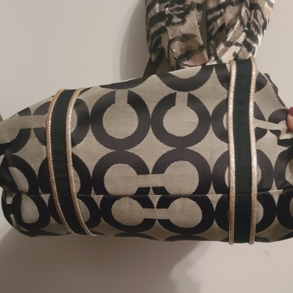 SOLD!!!    COACH Poppy Bag - Picture 11 of 12